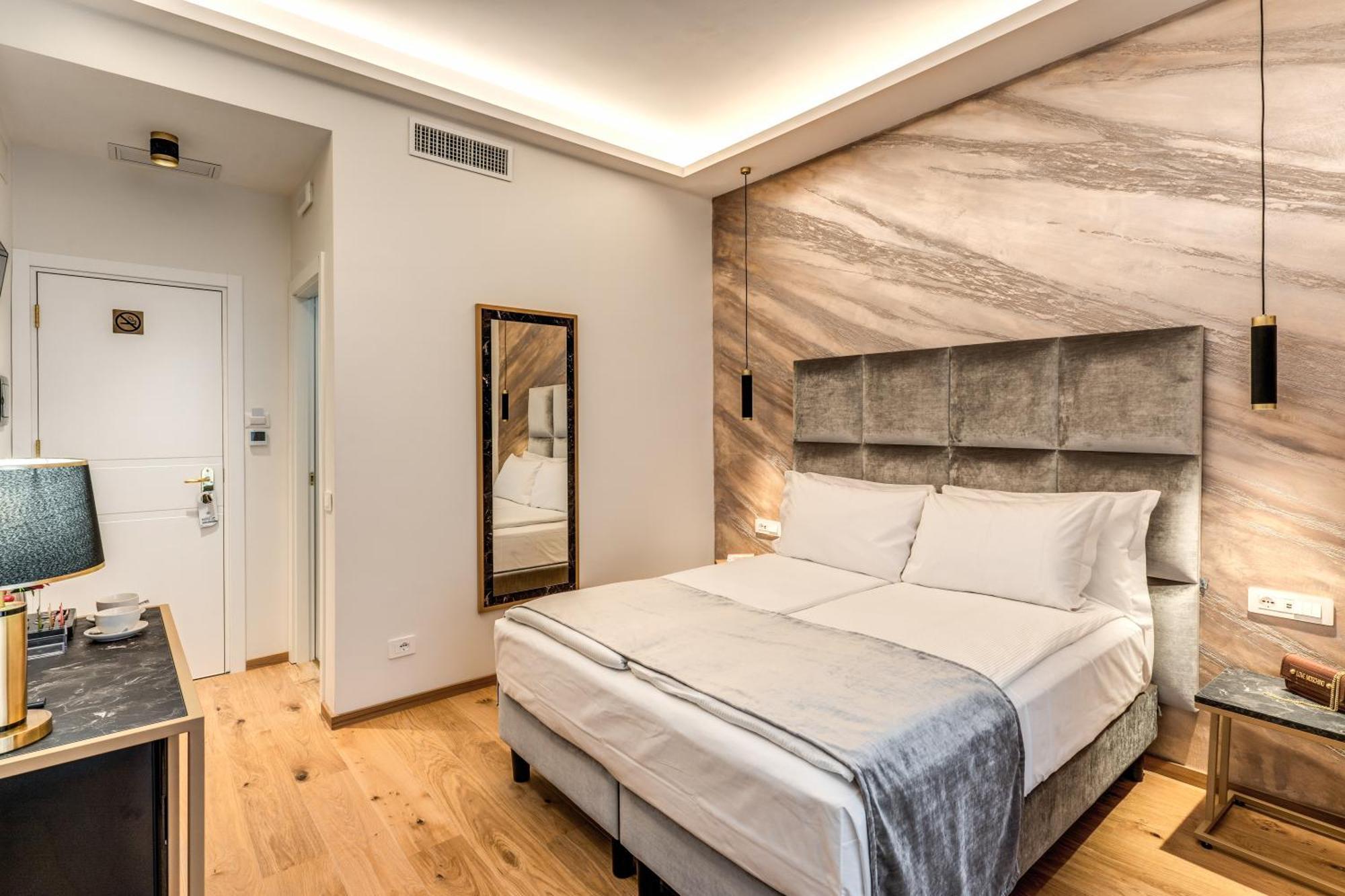 Palazzo Goldoni Condotti Collection Affittacamere 3*