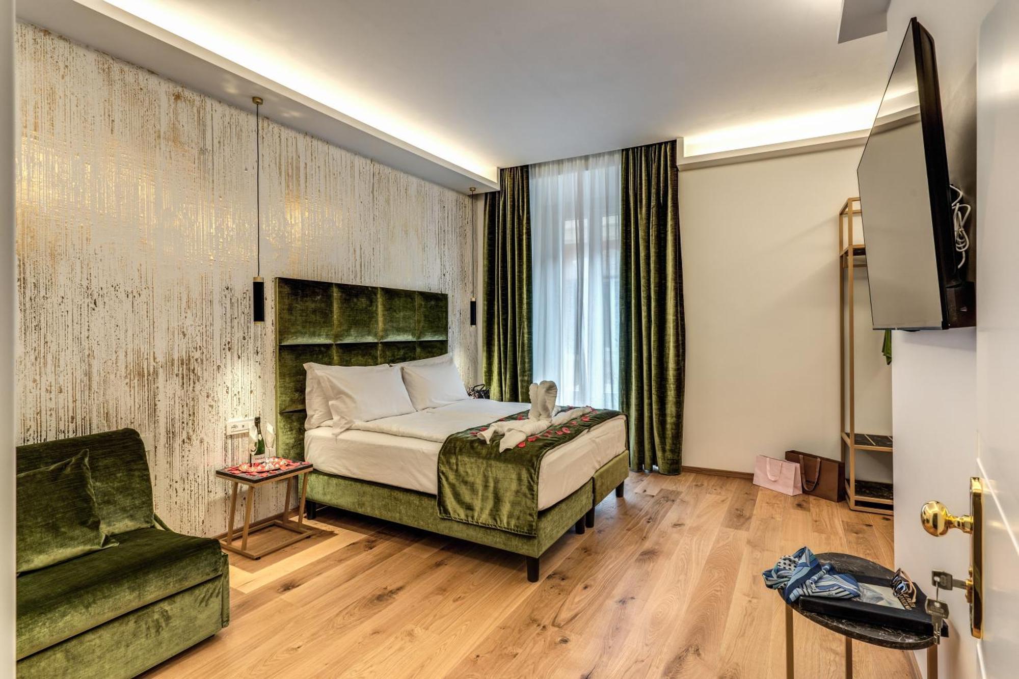 Palazzo Goldoni Condotti Collection Affittacamere Roma